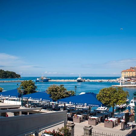 Riva Blu Sea View Apartment Ровинь Экстерьер фото
